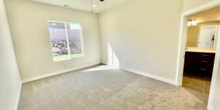 Four-Bedroom Home Near Shooting Star Park in Washington Fields Gallery 10