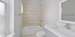 1904 Linn Street - 2 Gallery 5