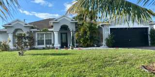 981 SW Mccomkle Avenue Gallery 1