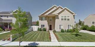Beautiful 2 Story Home w attached 2 car garage Gallery 33