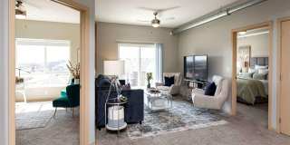 Lake Shore Apartments Gallery 4