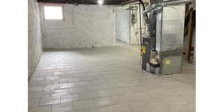 799 Linnard Street Gallery 14