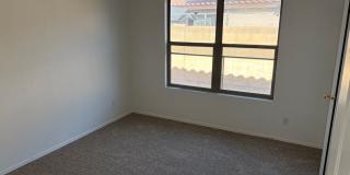 Move-In Special! Updated 3BR Home in Surprise – 2 Weeks Free Gallery 8