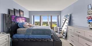 5000 Town Center Gallery 6