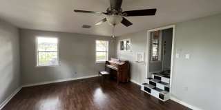 293 Post Avenue Gallery 4