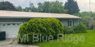 1708 Willow Rd Gallery 1