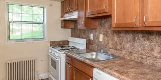 Hamilton Manor - Affordable Housing Gallery 5