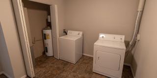 Stonegate Complex -- Fully Furnished and Utilities Included! Gallery 30