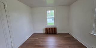 4 bedroom 1 bathroom apartment for rent in Clairton PA Gallery 20