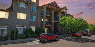 Beautifully Updated 2 Bed / 2 Bath Condo with Garage in Chatfield Bluffs Gallery 1