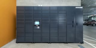 Square One Apartments Gallery 26