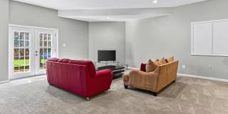 1300 PINSTRIPE Court Gallery 10