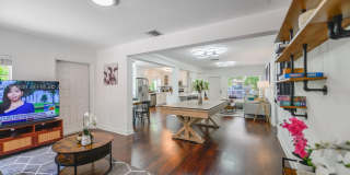 1714 Costado St Gallery 3