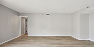 690 ISLAND WAY 212 Gallery 6