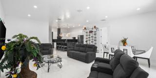 2962 NW 10th Ct Gallery 11