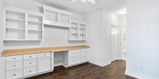 724 Harbor Boulevard Gallery 29