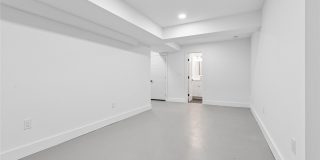 10 Sagamore Road Gallery 43