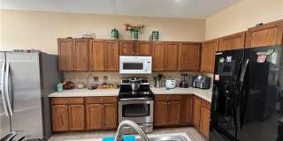 17533 Holly Oak Avenue Gallery 22