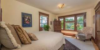 Stunning 6 Bedroom/4 Bath Historic Prairie Style Home in the Heart of Bankers Hill! Gallery 10