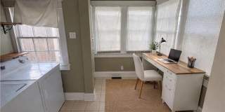 212 GRENADINE Street Gallery 12