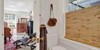224 E Jones Lane Gallery 25
