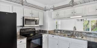 $2295 3 bedroom 2.5 bathroom Gallery 10