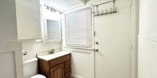 1/2 Block to the Beach & Main Beach Park! 1/2 Block to the Beach & Main Beach Park! Gallery 15