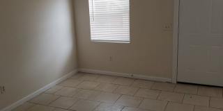 One Bedroom Apartment Gallery 9