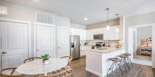 Hawthorne at Blanco Riverwalk Gallery 1