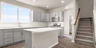 Luxury 4 Bed Townhouse with Amazing City and Mt Views on Westside Gallery 9