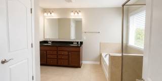 2025 Fuschia Court Gallery 11