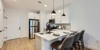 Jasper at Victory Ridge Gallery 31