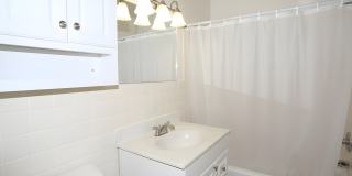 1600 Elmwood Avenue Gallery 10