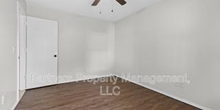 3520 West Olive Street Gallery 17
