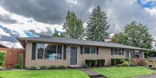 Two bedroom condo in Washougal - Includes Central AC Gallery 1