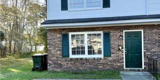 511 Beville Street Gallery 1