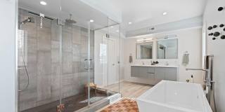 869 CORINTHIAN Avenue Gallery 10