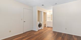 Island Club Apartments Gallery 15