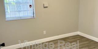 4203 E Yukon St Gallery 8