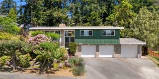 Spacious Edmonds Retreat with Expansive Entertaining Deck Gallery 1