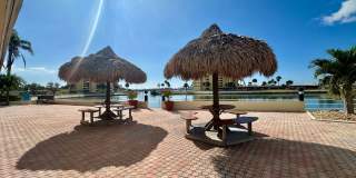 Gorgeous remodeled efficiency in Sea Towers off Duhme Road! Annual/Unfurnished in gated 55+ community Gallery 17