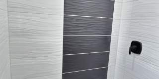 5119 Pratt Street Gallery 16