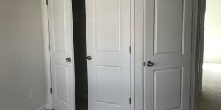Room for Rent in 3 Bedroom Townhome at 1029 Beatty Woods Ln Gallery 20