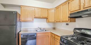 Greenlyn Apartments Gallery 2