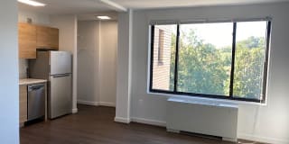 5100 Connecticut Avenue Gallery 11