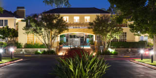 Northglen Gallery 7