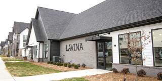Lavina Gallery 34