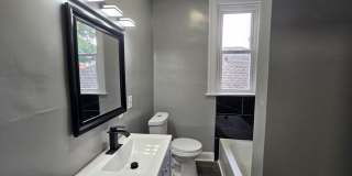 Fully updated 3 Bedroom 1 Bath Apartment for rent in Beechview! Gallery 10