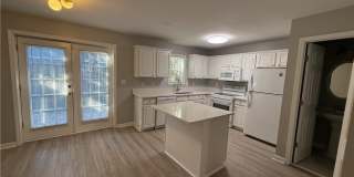 910 Summer Place Gallery 1