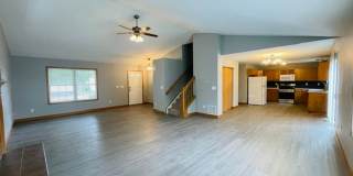 Beautiful 3-Bedroom Rental in Lewis Center with Olentangy Schools Gallery 9